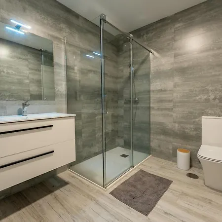 Centrally Located, Spacious And Full Of Light * Santander